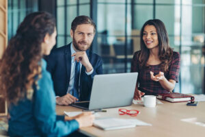5 Jogadas de Poder para se Destacar em uma Entrevista de Emprego